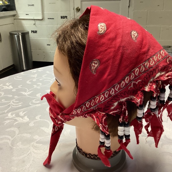 Chic Red Beaded Women's Scarf MUST SEE UNIQUE  BIKER SCARF ?💃 - Picture 2 of 7